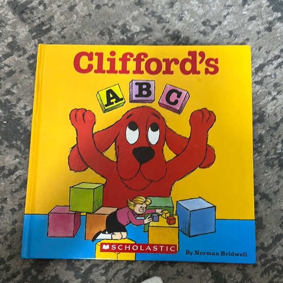 Scholastic Clifford's ABC Book - Yellow and Red - Picture 1 of 1